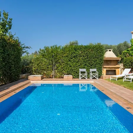 Katerina With Private Pool *