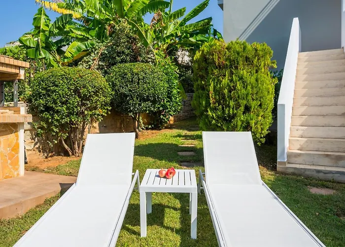 Katerina With Private Pool Villa