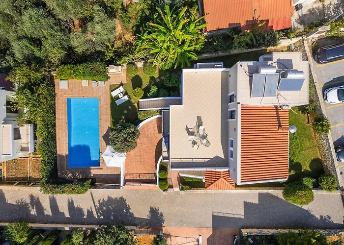 Villa Katerina With Private Pool